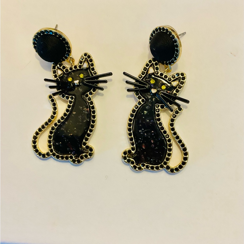 NWOT BAUBLEBAR BLACK CAT EARRINGS